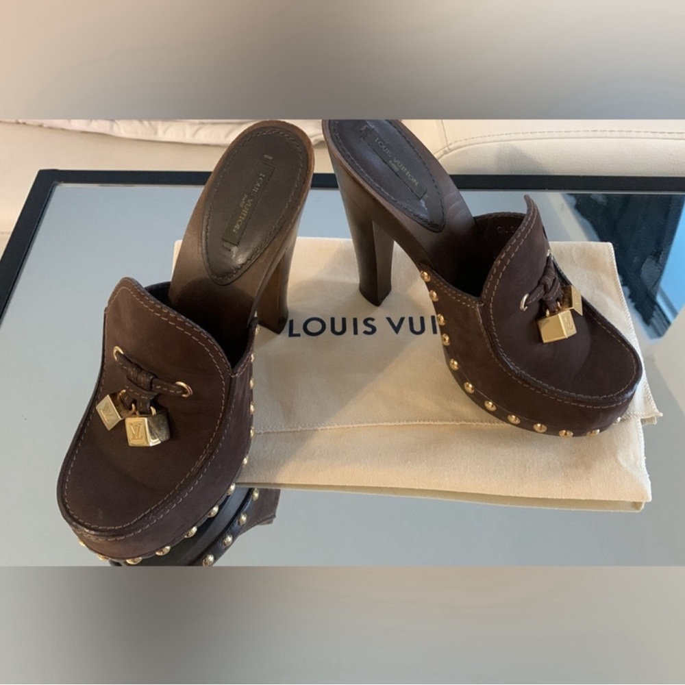 Stunning unique pair of wedges LV